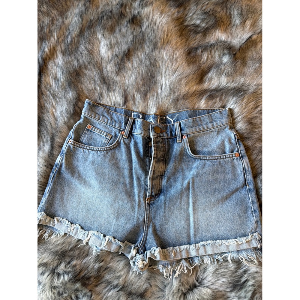 Raey Womens High Waisted Frayed Hem Denim Shorts Light Wash Blue Size 30